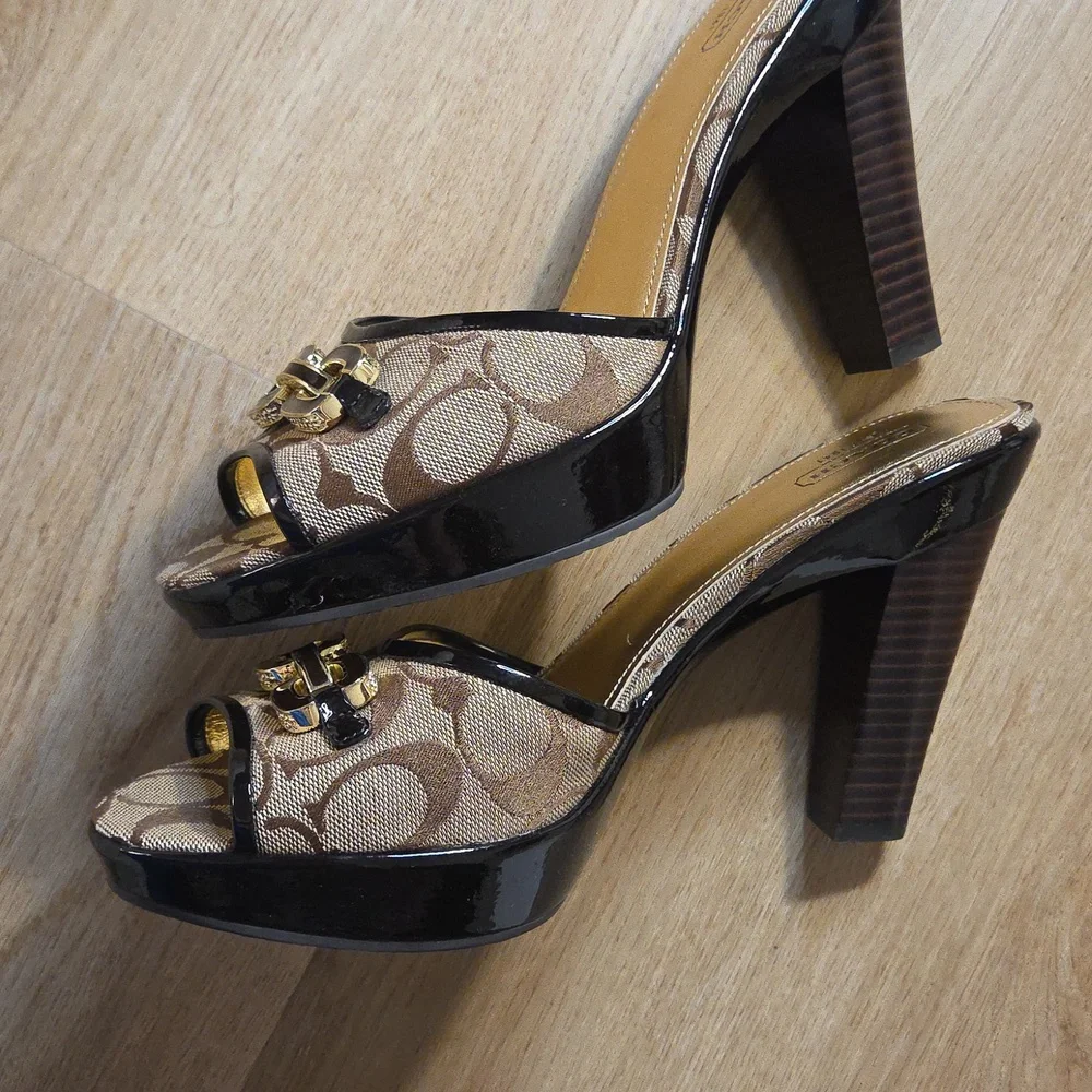 Coach Heels Sz 10 JUSTEEN Style Q369 **NEW** - Picture 8 of 14